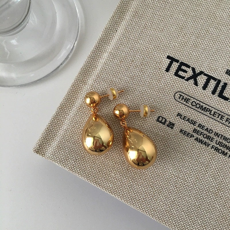 Teardrop Round Drop Earrings