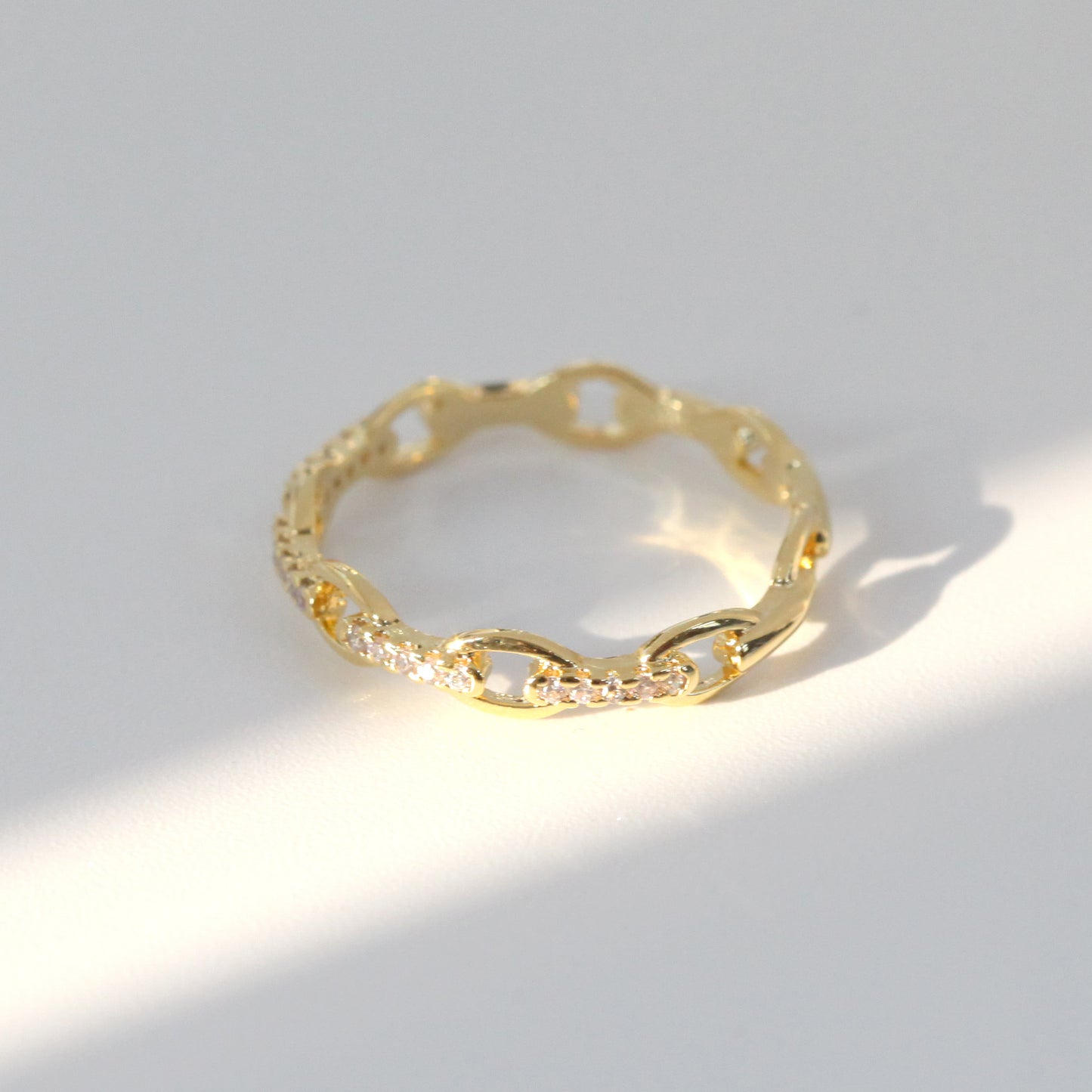 Cubic Link Ring