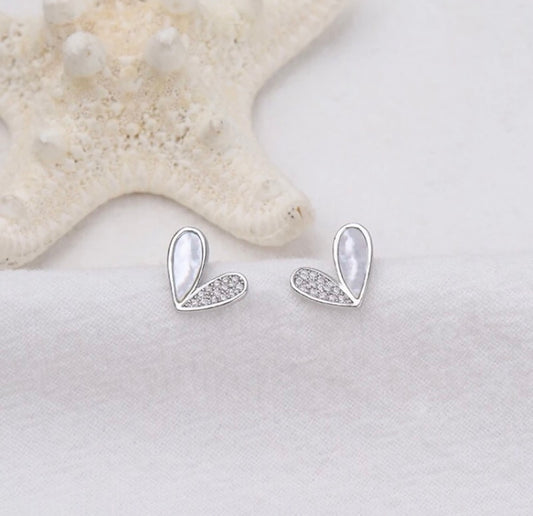 Shell Clip on Earrings