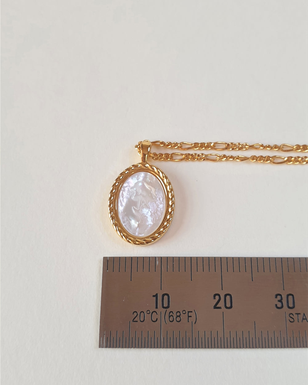 Soya Pendant Necklace