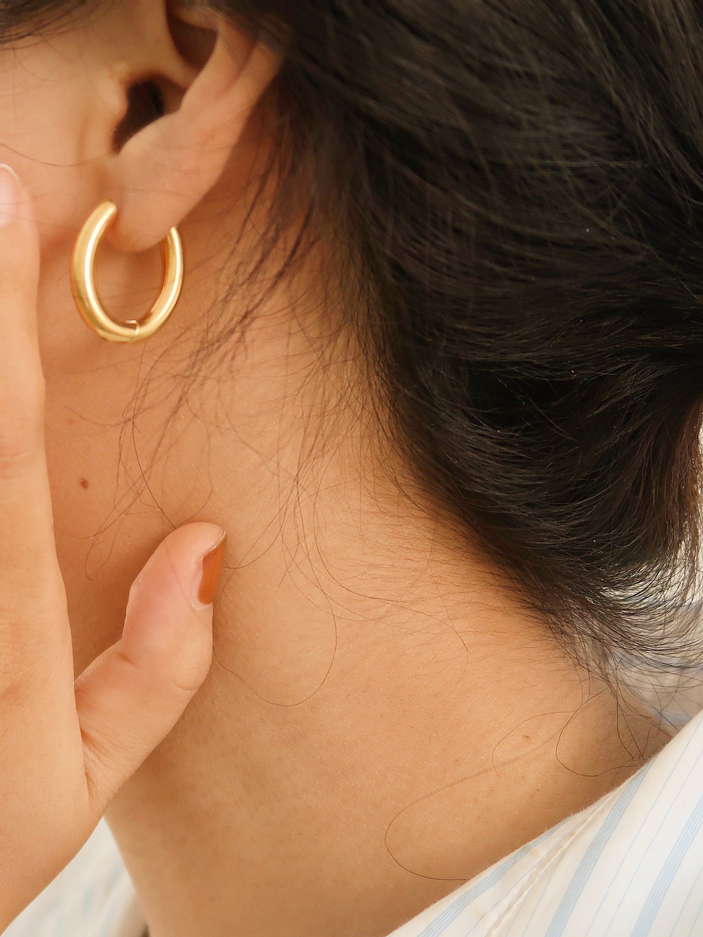 Simple Oval Hoops