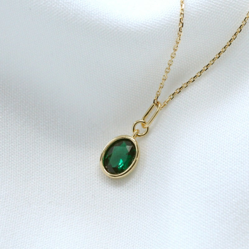 Emerald Round Necklace