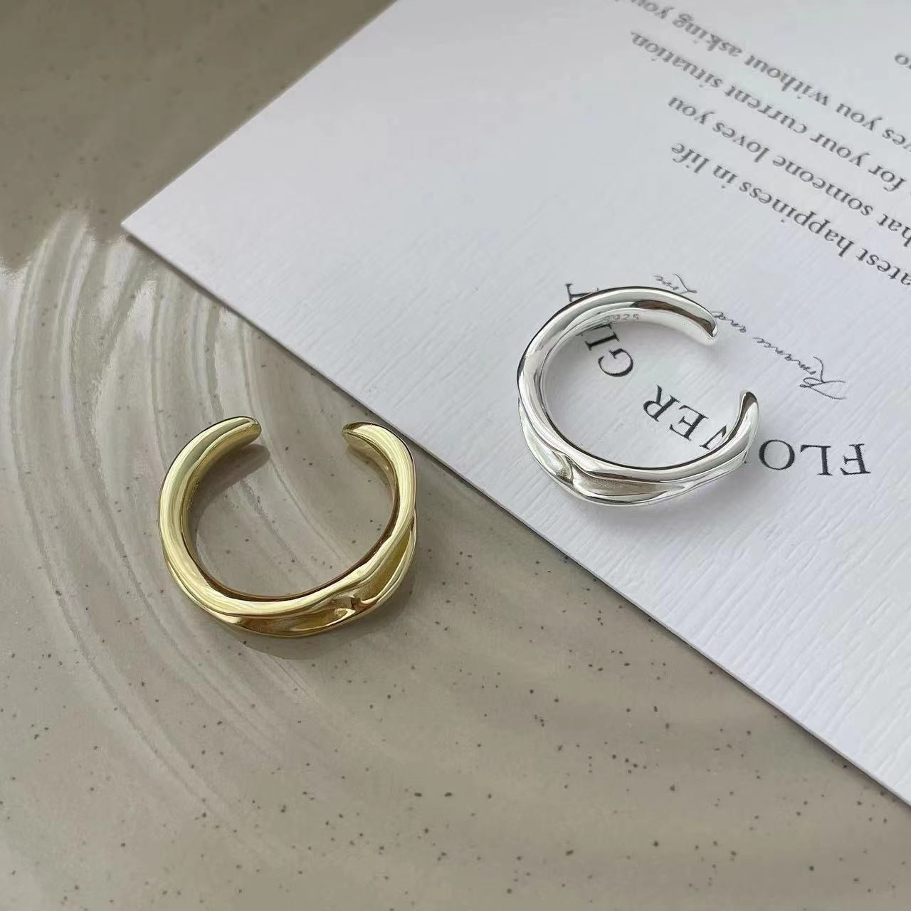 Crease Ring