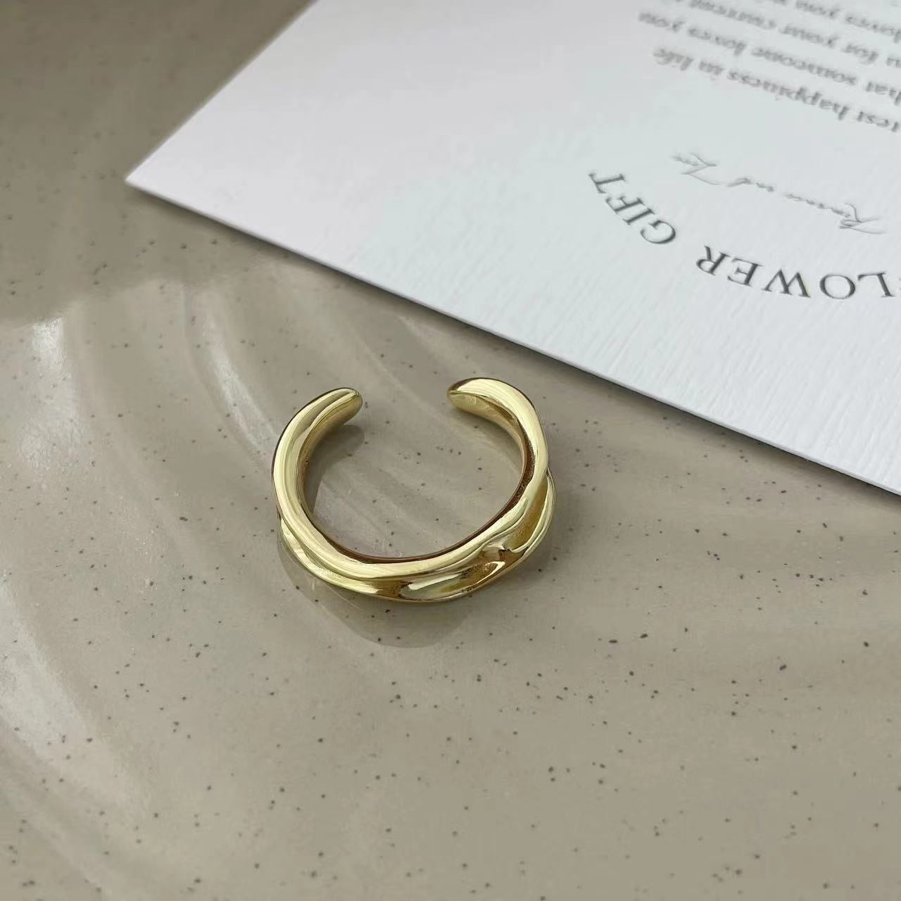 Crease Ring