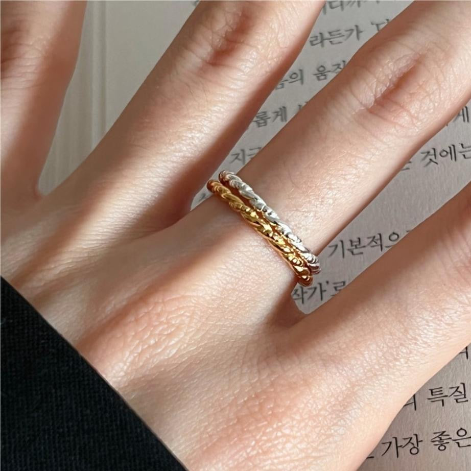 Mini Twisted Ring